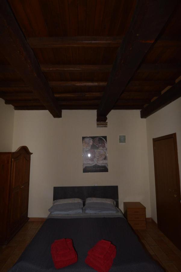 Apartament Via Della Posterna Spoleto Zewnętrze zdjęcie