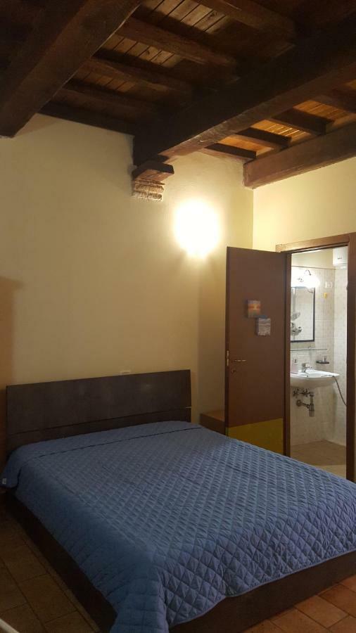 Apartament Via Della Posterna Spoleto Zewnętrze zdjęcie